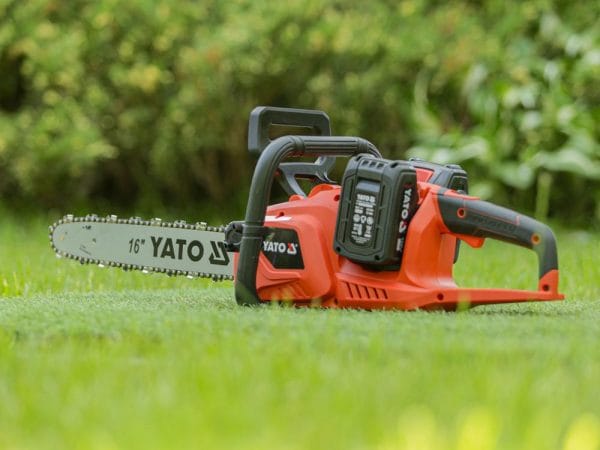 Yato Akkumoottorisaha kuvituskuva