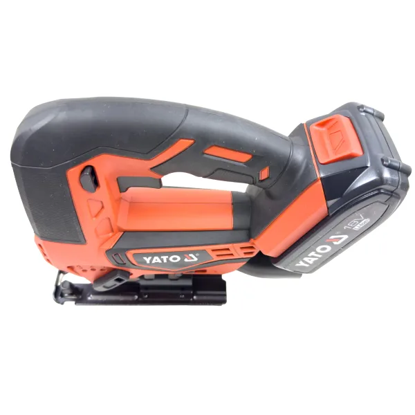 Yato Akkupistosaha 18V + 2 Ah akku ja laturi sarja päältä
