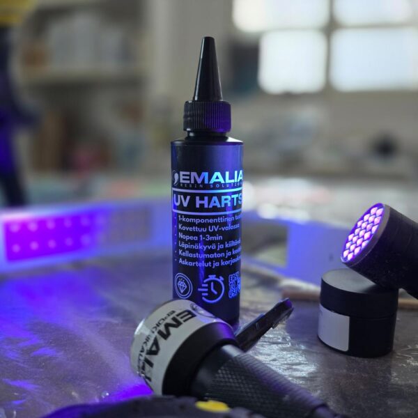 EMALIA UV Hartsi 100 g
